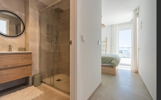 Modern 3-slaapkamer penthouse met terras, solarium en garage in El Verger (vlak bij het strand)